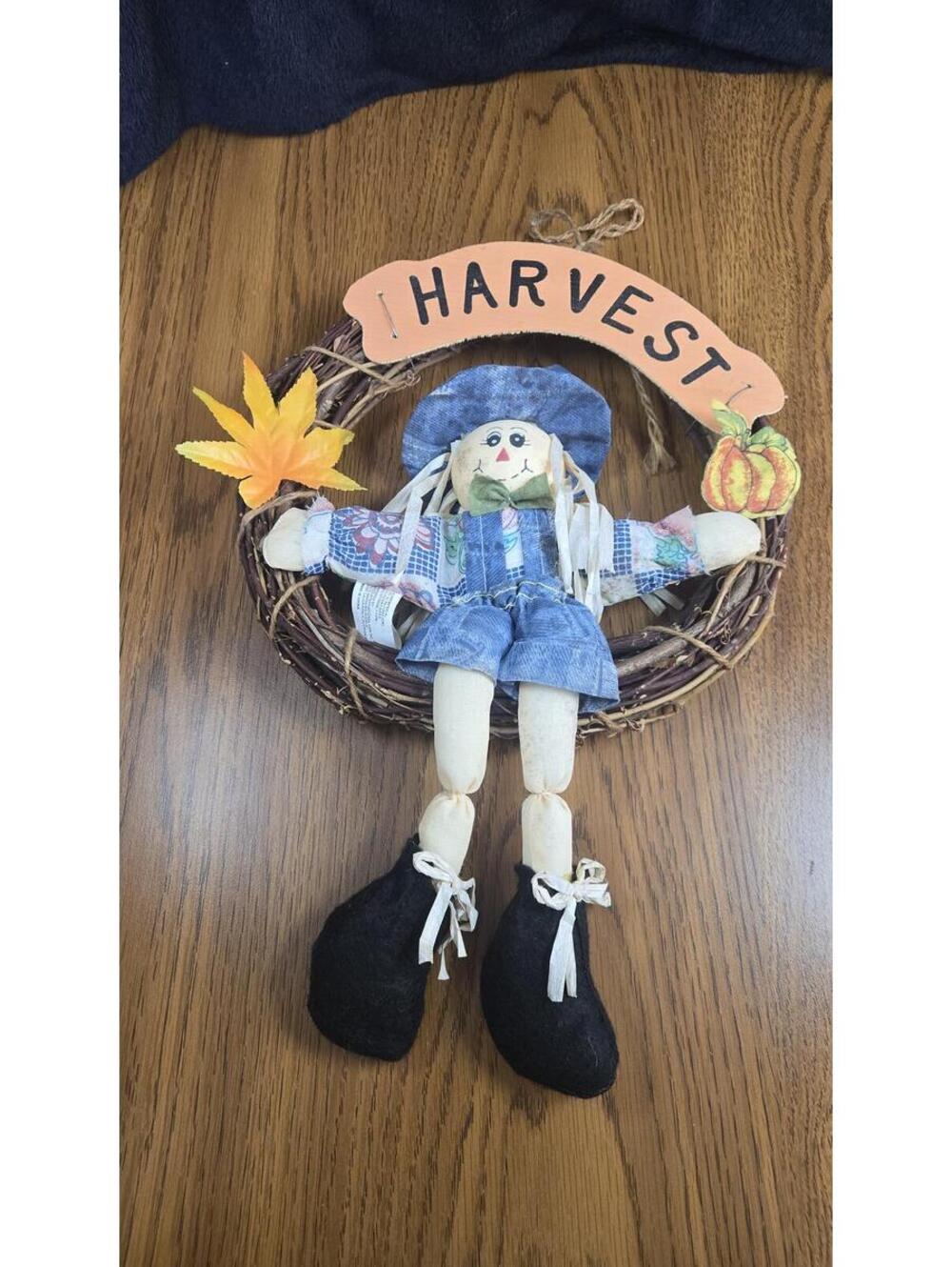 Harvest Scarecrow Wreath Wall Decor with Fabric Doll and Sign